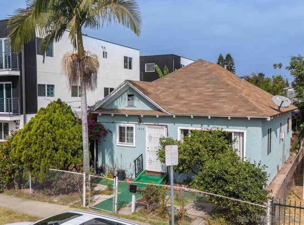 Homes For Sale - 1839 W 20th St<br/> Los Angeles, CA 90007