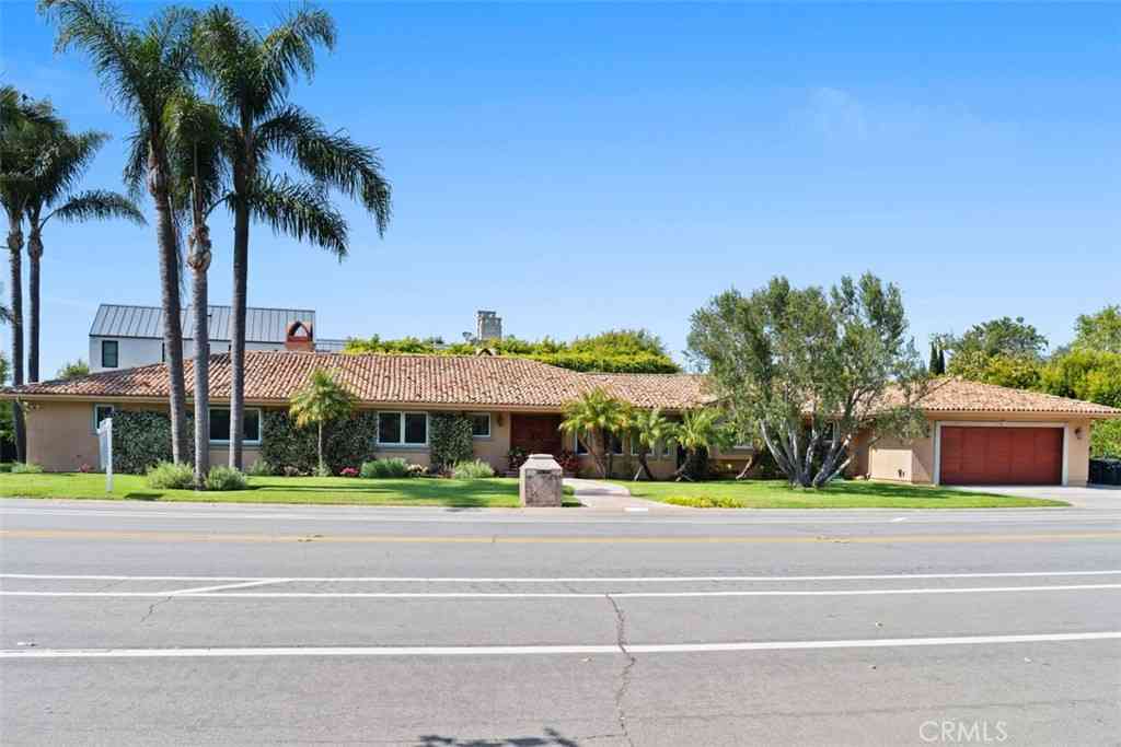 Homes For Rent - 600 Cliff Drive<br/> Newport Beach, CA 92663