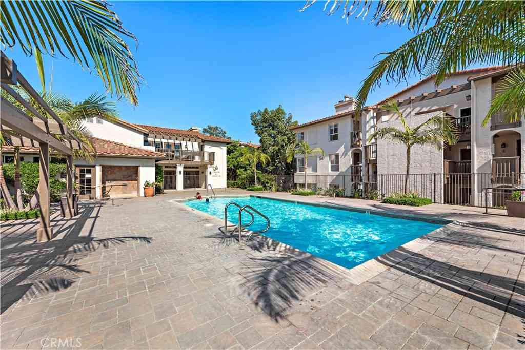 Condo For Rent - 68 C Corniche Drive #C<br/> Dana Point, CA 92629