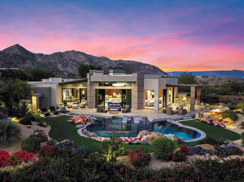 Homes For Sale - 330 Metate Place<br/> Palm Desert, CA 92260