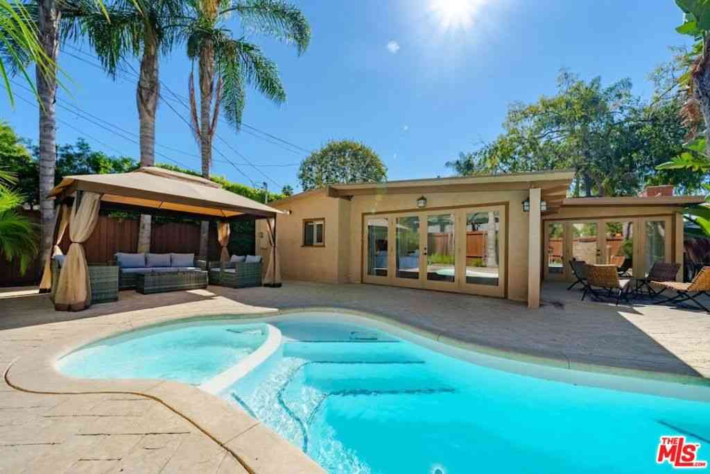 Homes For Rent - 11331 Isleta Street<br/> Los Angeles, CA 90049