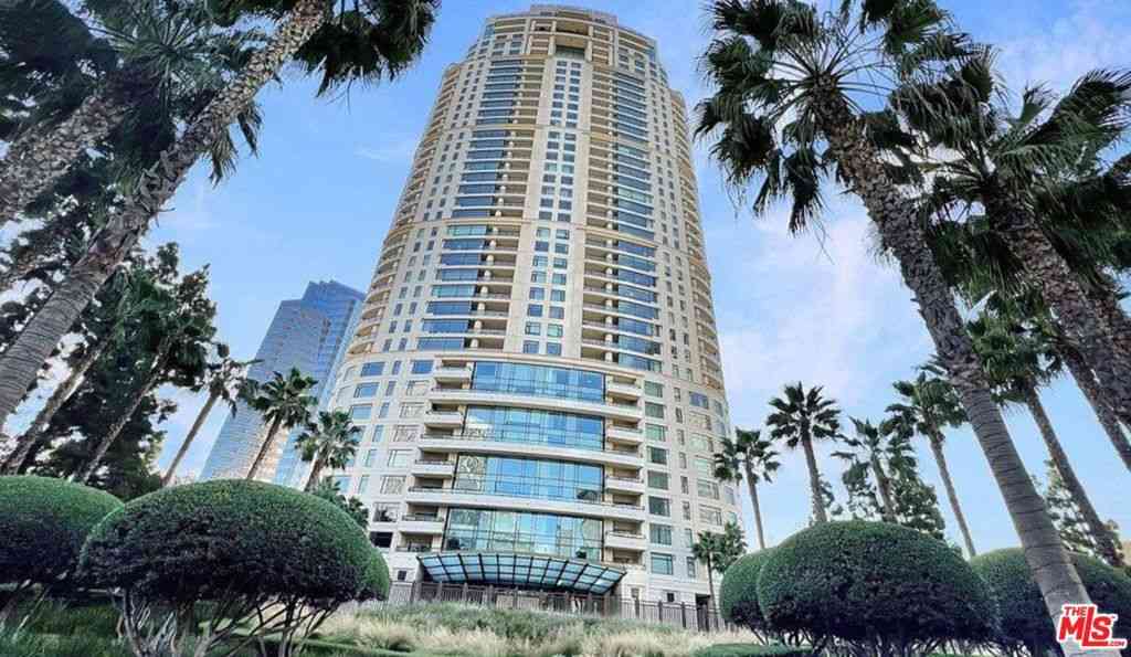 Condo For Sale - 1 W Century Drive #28B<br/> Los Angeles, CA 90067