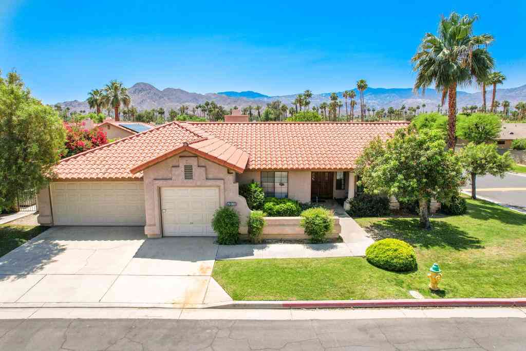 Homes For Rent - 75355 Santa Fe Trail<br/> Palm Desert, CA 92211