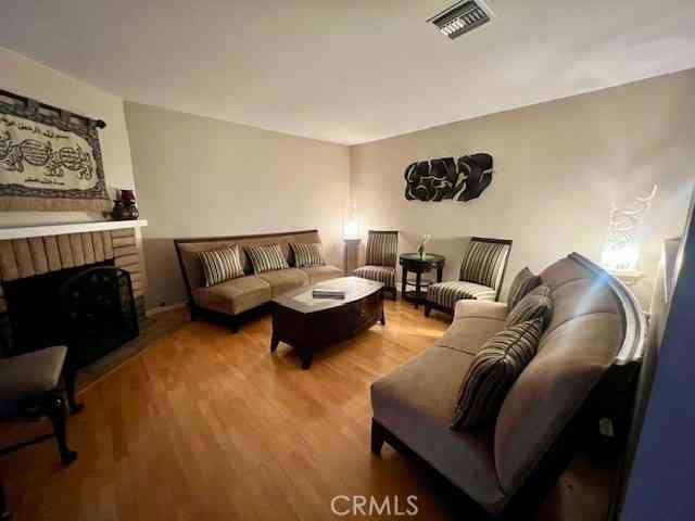 Condo For Rent - 15654 Hillview Lane #18<br/> Granada Hills, CA 91344