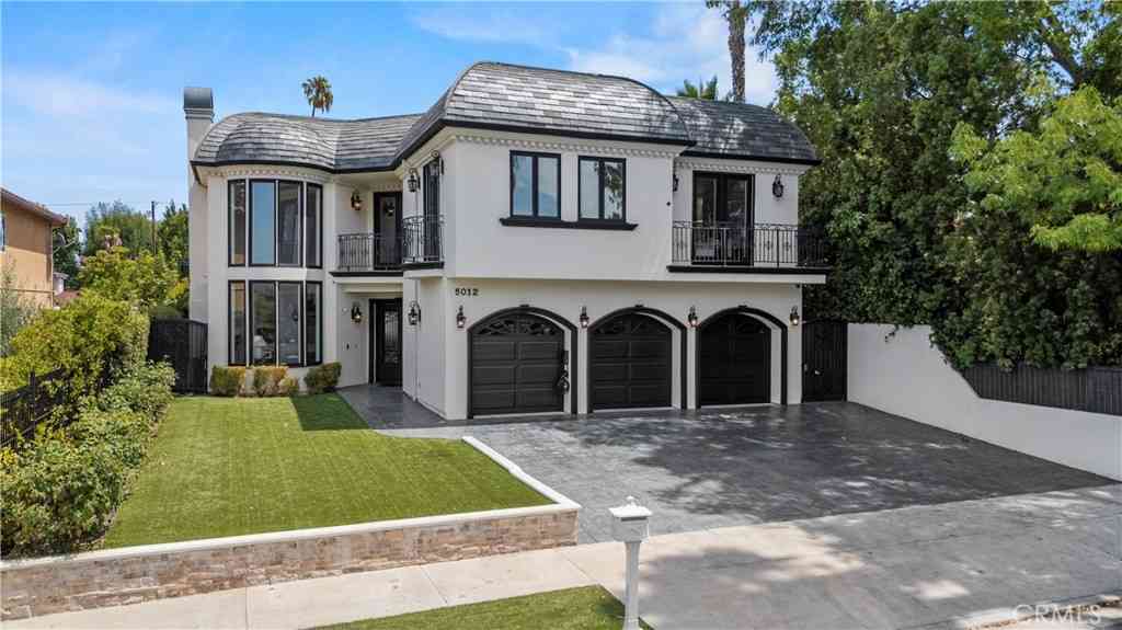 Homes For Sale - 5012 Gerald Avenue<br/> Encino, CA 91436