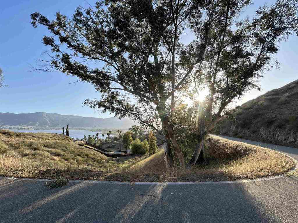 Vacant Land For Sale - Sky Line Drive<br/> Lake Elsinore, CA 92530