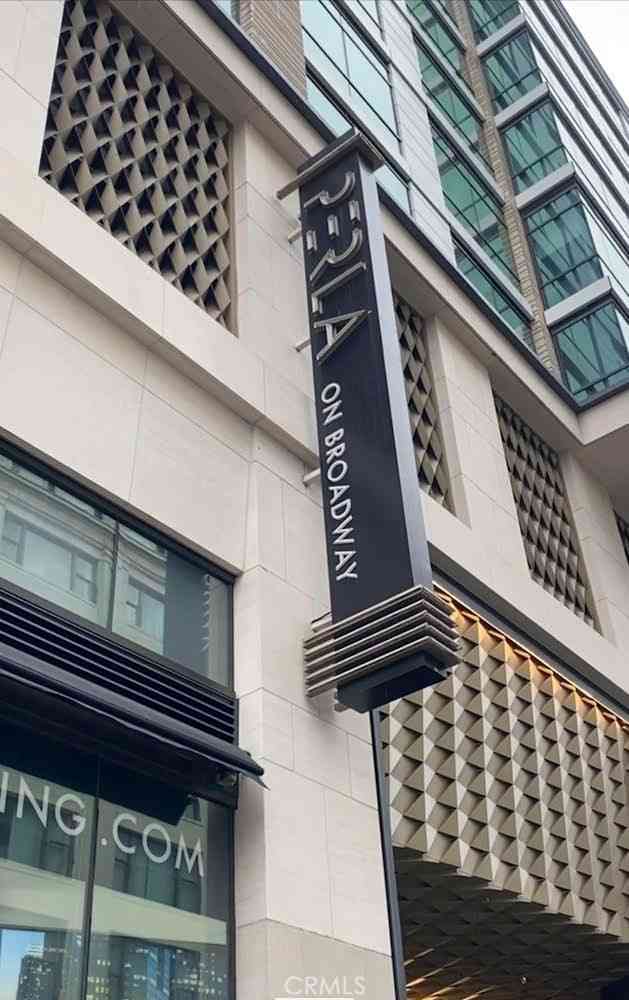 Condo For Sale - 400 S Broadway #1014<br/> Los Angeles, CA 90013