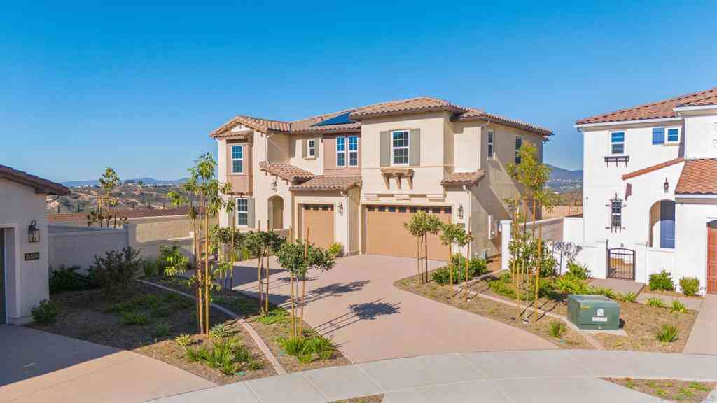 Homes For Sale - 11325 Caminito Rodar<br/> San Diego, CA 92126
