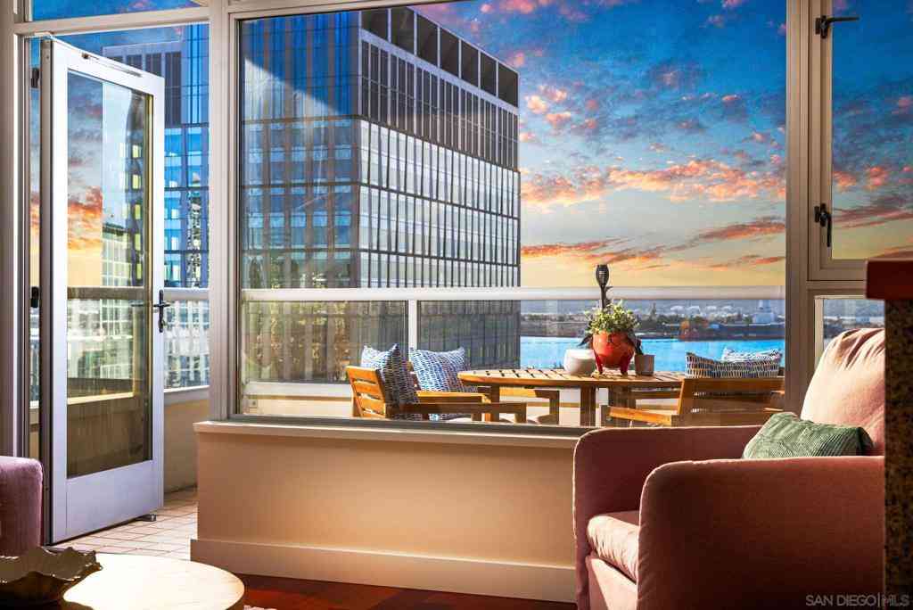 Homes For Rent - 700 W E St #1502<br/> San Diego, CA 92101