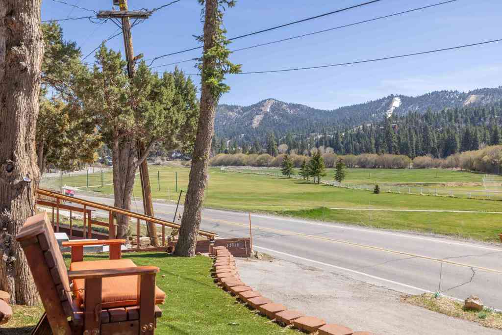 Homes For Sale - 42948 Moonridge Road<br/> Big Bear, CA 92315