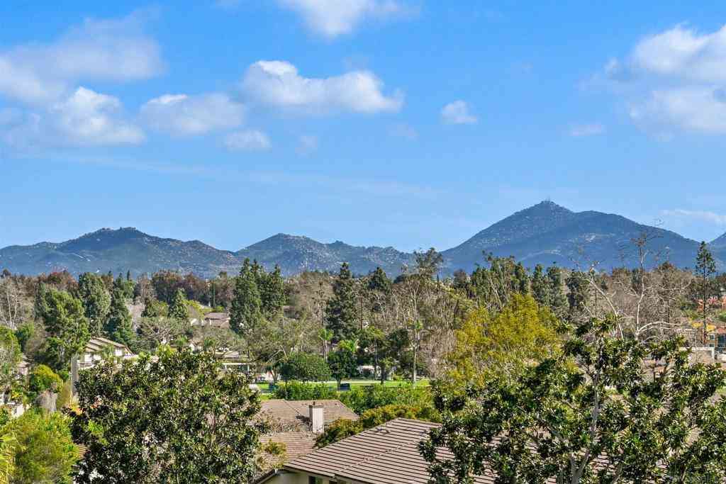 Townhouse For Sale - 11218 Poblado Road<br/> San Diego, CA 92127