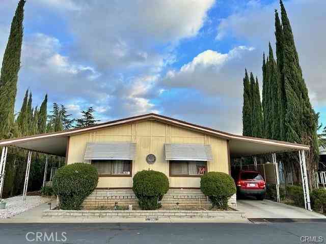 Mobile Home For Sale - 5700 W Wilson Street #25<br/> Banning, CA 92220