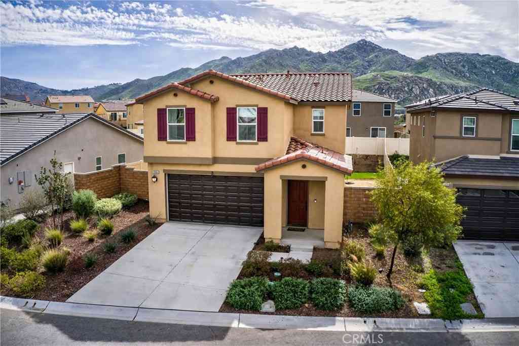 Homes For Sale - 20065 Curaco Court<br/> Riverside, CA 92507