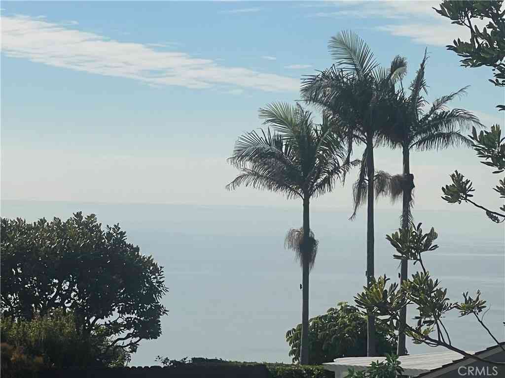 Vacant Land For Sale - 318 Bellino Drive<br/> Pacific Palisades, CA 90272