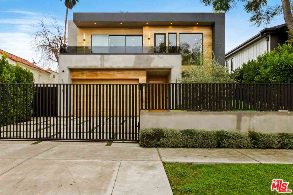 Homes For Rent - 738 N Harper Avenue<br/> Los Angeles, CA 90046
