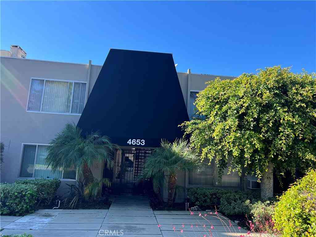 Apartment For Rent - 4653 Fulton Avenue #10<br/> Sherman Oaks, CA 91423