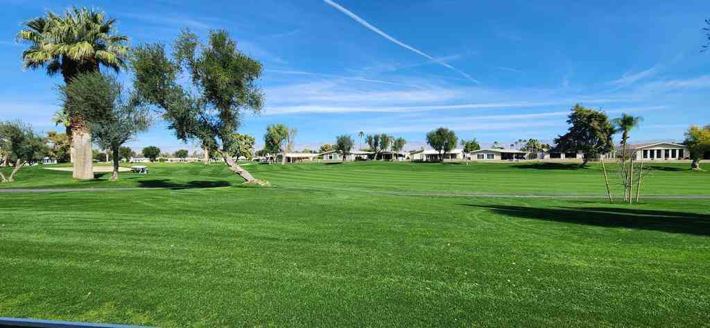 Mobile Home For Sale - 73208 Highland Springs Drive<br/> Palm Desert, CA 92260
