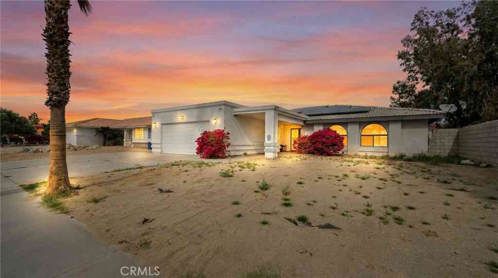 Homes For Sale - 67370 Garbino Drive<br/> Cathedral City, CA 92234
