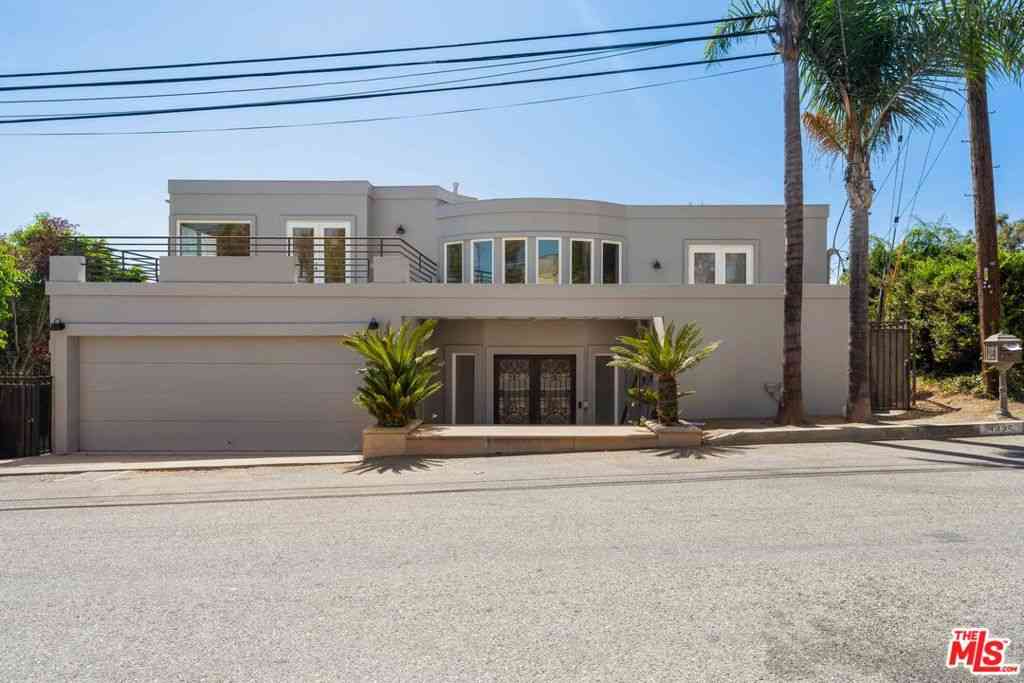 Homes For Rent - 1425 N Tigertail Road<br/> Los Angeles, CA 90049