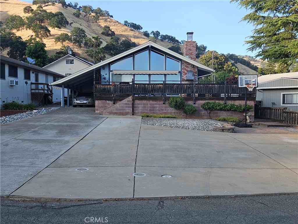 Homes For Sale - 7784 Richard Drive<br/> Lake County, Lucerne, CA 95458