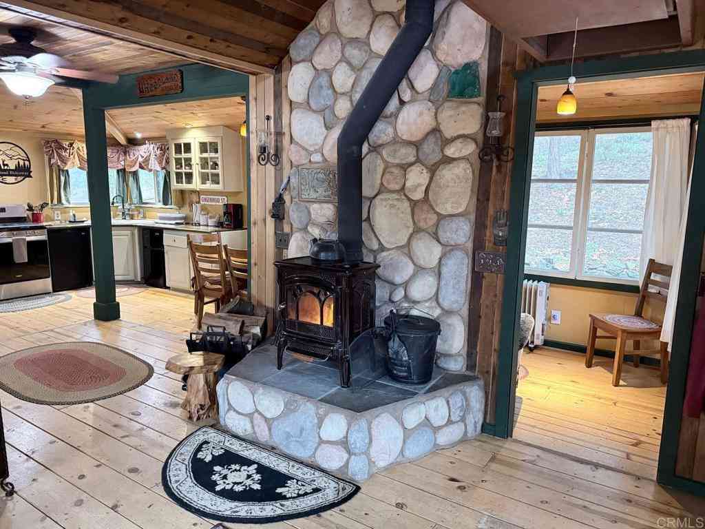 Homes For Sale - 22258 Crestline Road<br/> Palomar Mountain, CA 92060