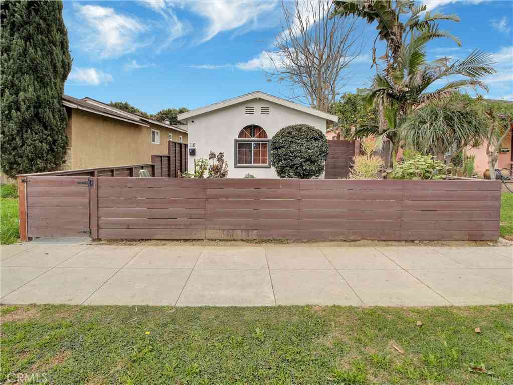 Homes For Sale - 110 W Forhan Street<br/> Long Beach, CA 90805