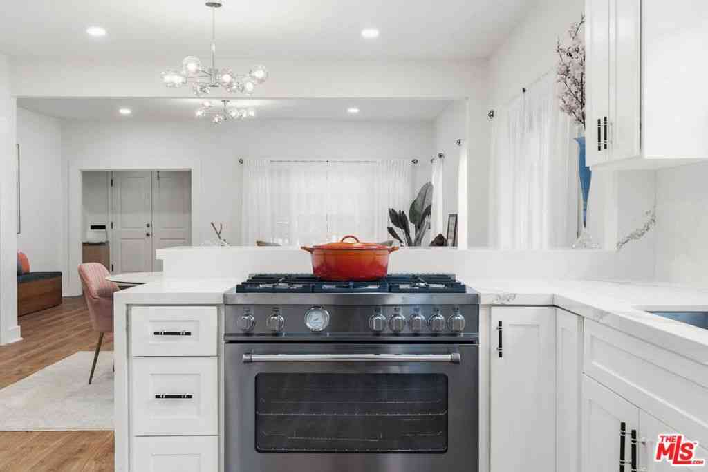 Homes For Rent - 653 West Knoll Drive<br/> West Hollywood, CA 90069
