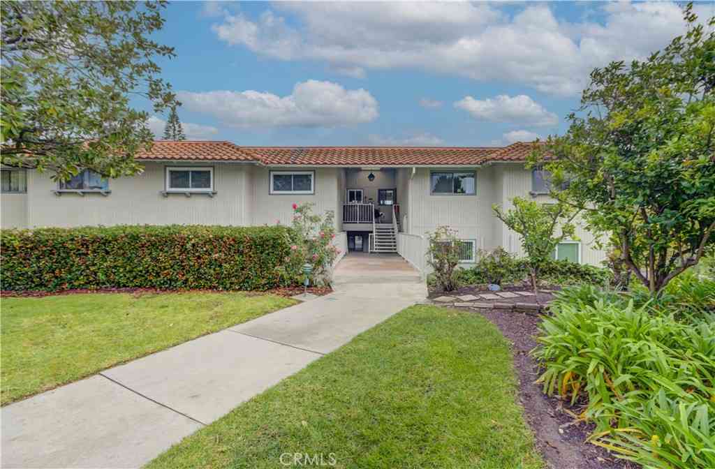 Homes For Sale - 862 Ronda Mendoza #Q<br/> Laguna Woods, CA 92637