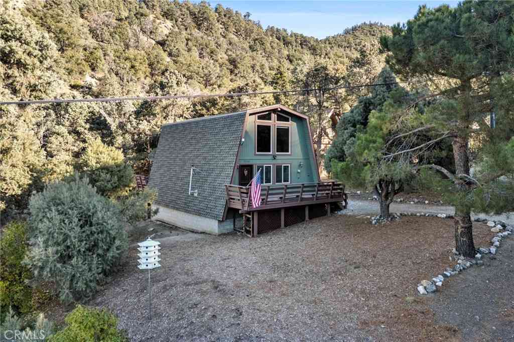 Homes For Rent - 2116 Glacier Drive<br/> Pine Mountain Club, CA 93222