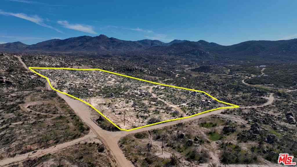 Vacant Land For Sale - 51919 Tule Peak Road<br/> Aguanga, CA 92536