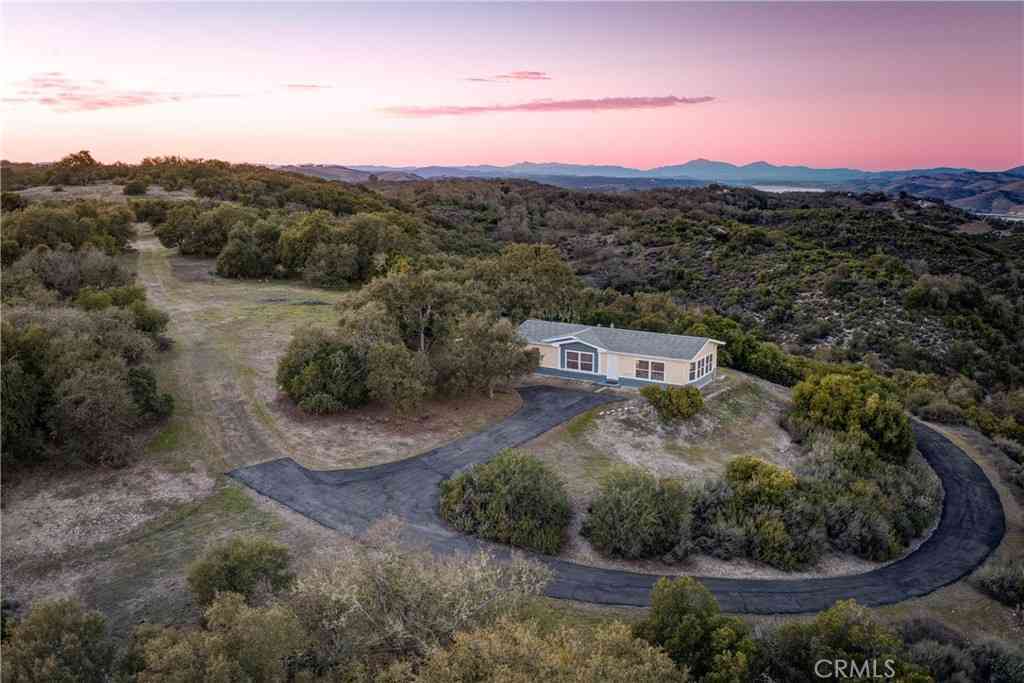 Homes For Sale - 11315 Nacimiento Lake Drive<br/> Bradley, CA 93426