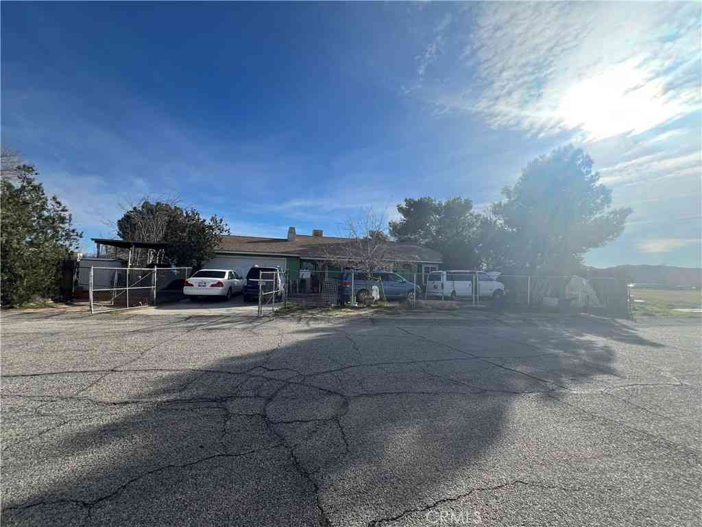 Homes For Sale - 17350 Sweetaire<br/> Lancaster, CA 93535