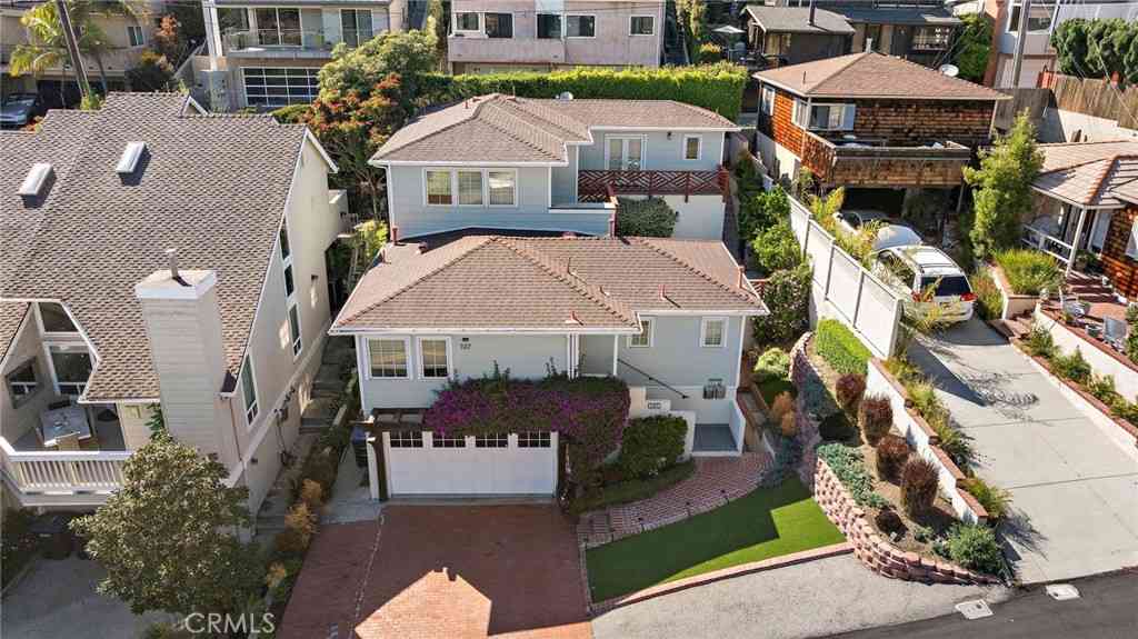 Homes For Rent - 107 High Drive<br/> Laguna Beach, CA 92651