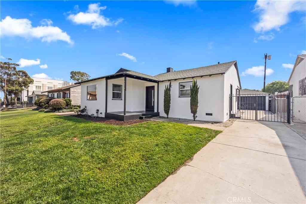Homes For Sale - 1616 W 108th<br/> Los Angeles, CA 90047