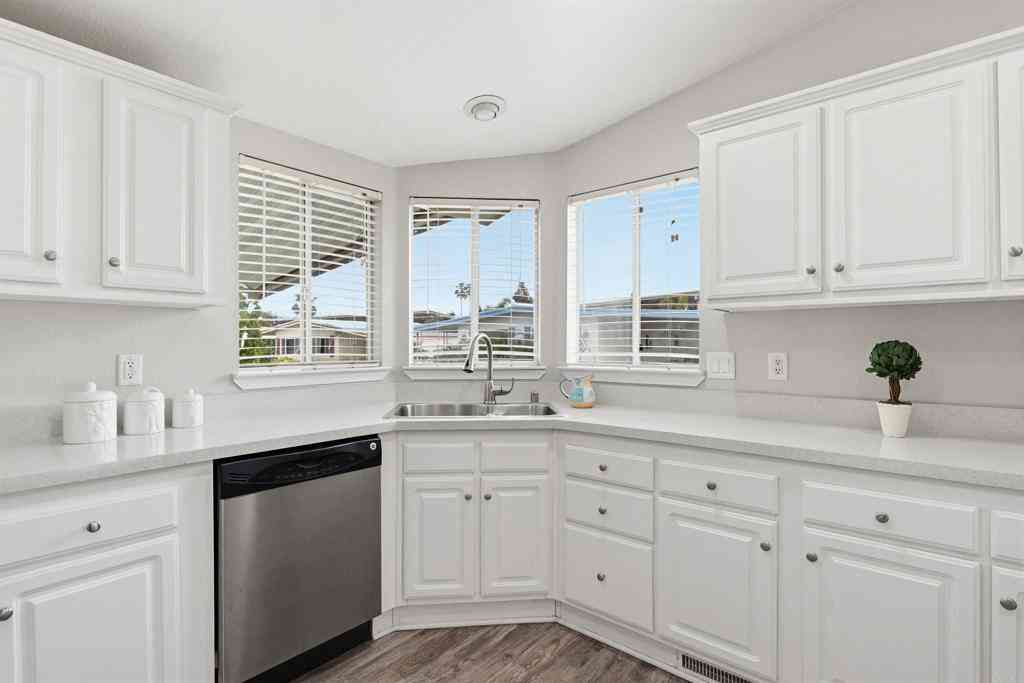 Mobile Home For Sale - 200 N El Camino Real #159<br/> Oceanside, CA 92058