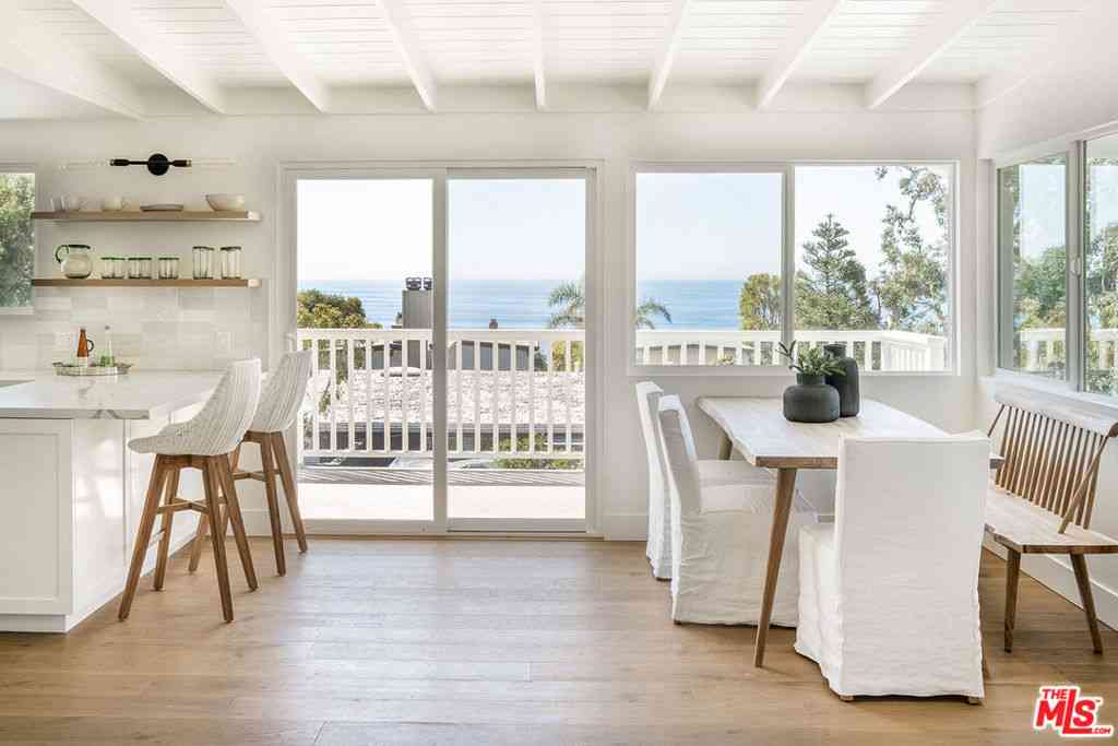 Homes For Sale - 31254 Bailard Road<br/> Malibu, CA 90265