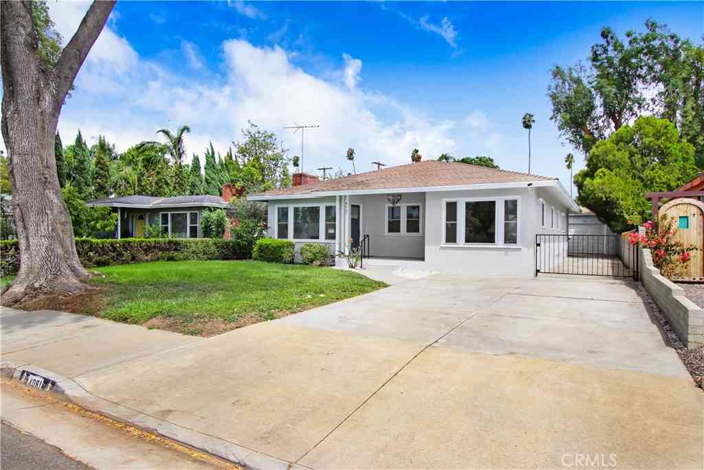 Homes For Sale - 4061 Maplewood Pl<br/> Riverside, CA 92506