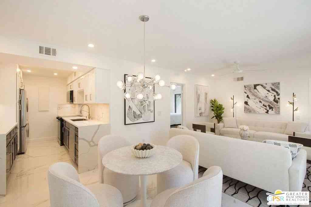 Condo For Sale - 1100 E Amado Road #13C1<br/> Palm Springs, CA 92262