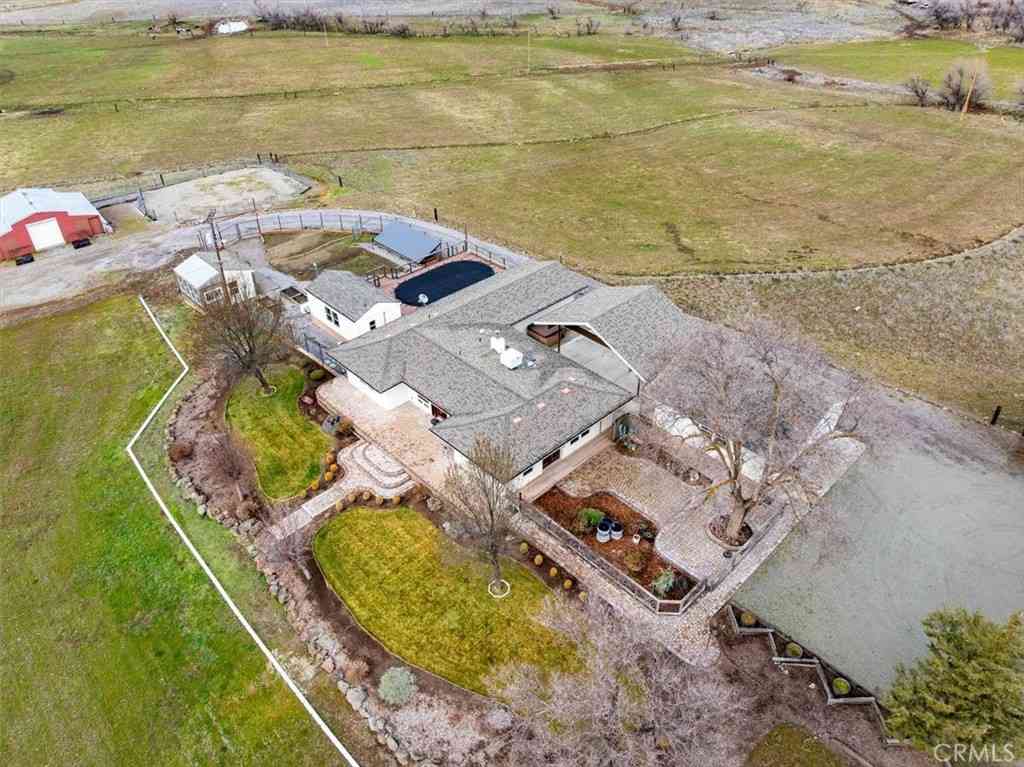 Homes For Sale - 1201 Ball Mountain Little Shasta Rd<br/> Montague, CA 96064