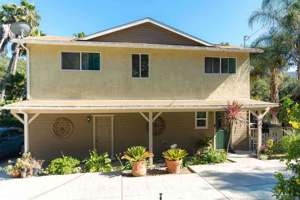 Homes For Sale - 10179 Canyon Dr<br/> Escondido, CA 92026