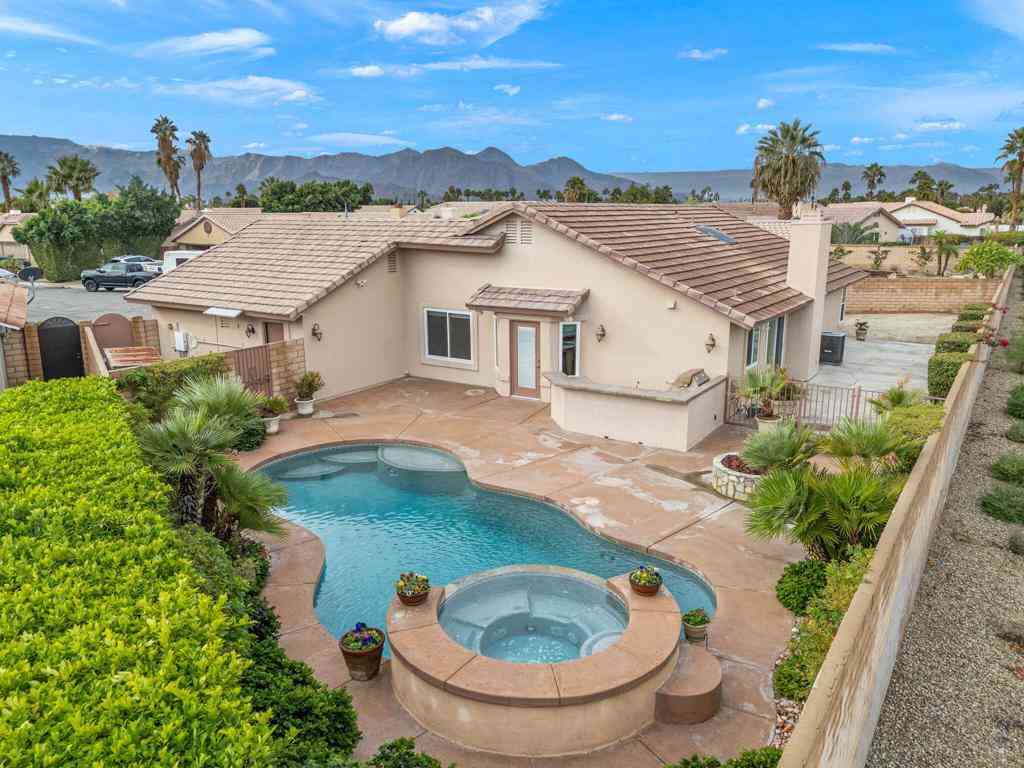 Homes For Rent - 44030 Mariposa Court<br/> La Quinta, CA 92253