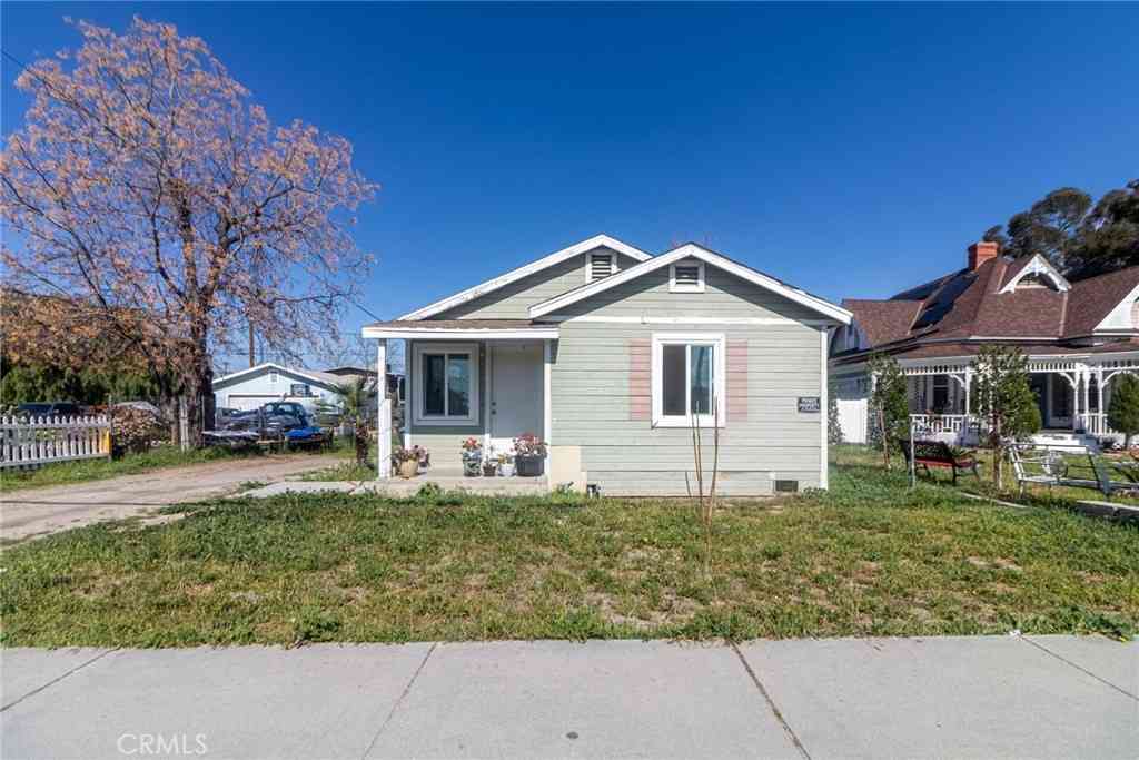 Homes For Sale - 445 E Main<br/> San Jacinto, CA 92583