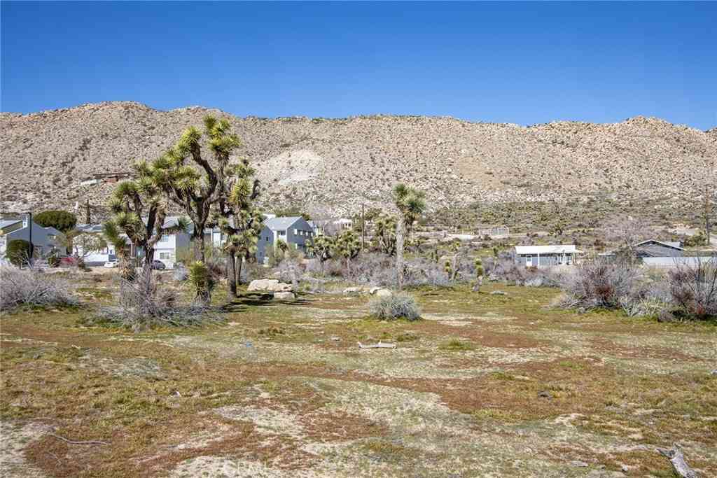 Vacant Land For Sale - 56160 Buena Vista Drive<br/> Yucca Valley, CA 92284