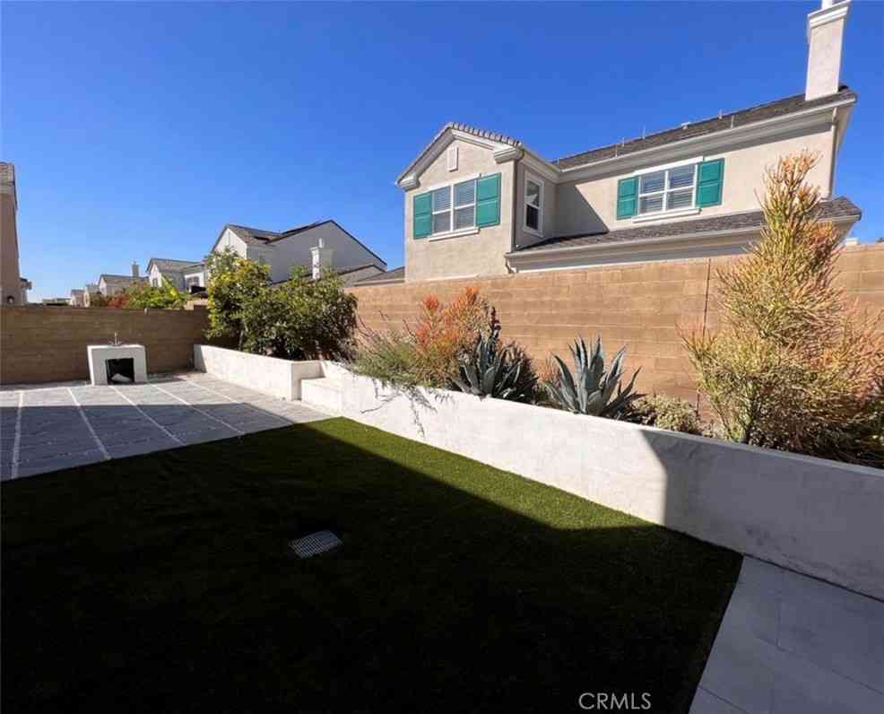 Homes For Rent - 105 Diamondback<br/> Irvine, CA 92618