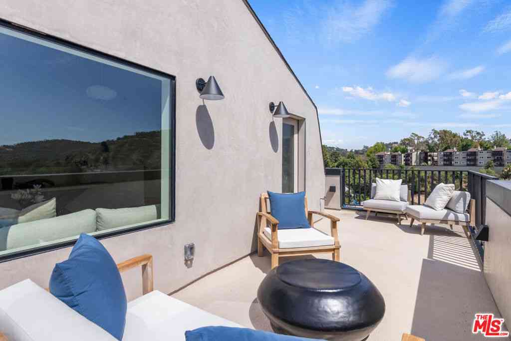 Homes For Rent - 173 1/2 S Avenue 57<br/> Los Angeles, CA 90042