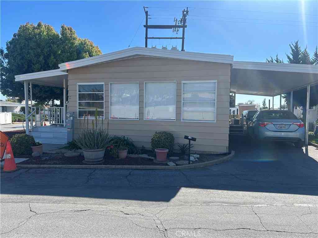 Mobile Home For Sale - 3530 Damien #13 Avenue<br/> La Verne, CA 91750