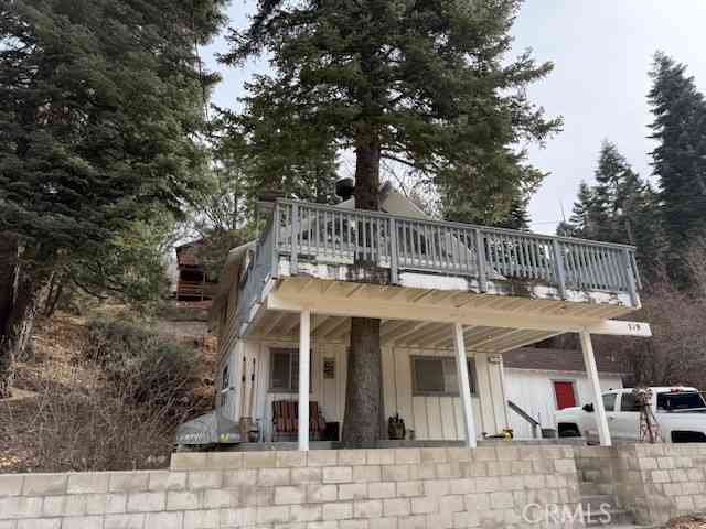 Homes For Sale - 719 Ridge Way<br/> Green Valley Lake, CA 92341