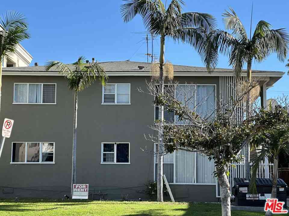 Condo For Rent - 342 1/2 S Serrano Avenue<br/> Los Angeles, CA 90020