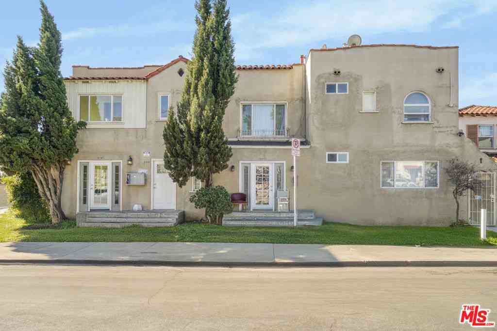 Homes For Sale - 2337 Vineyard Avenue<br/> Los Angeles, CA 90016