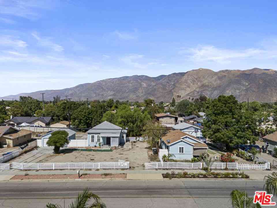 Homes For Sale - 427 E Main Street<br/> San Jacinto, CA 92583